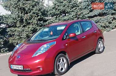 Хэтчбек Nissan Leaf 2011 в Одессе