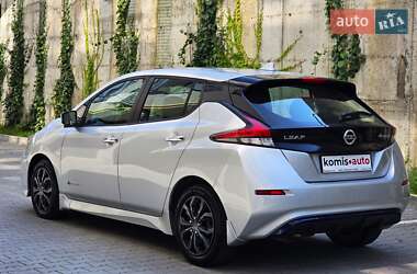 Хэтчбек Nissan Leaf 2018 в Хмельницком