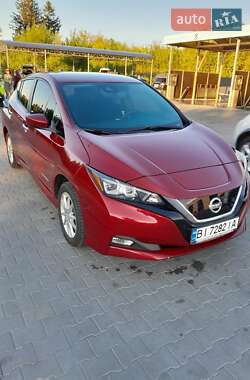 Хэтчбек Nissan Leaf 2018 в Полтаве