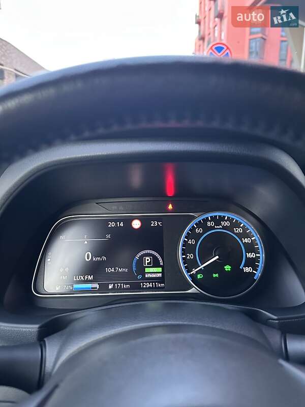 Хэтчбек Nissan Leaf 2019 в Могилев-Подольске