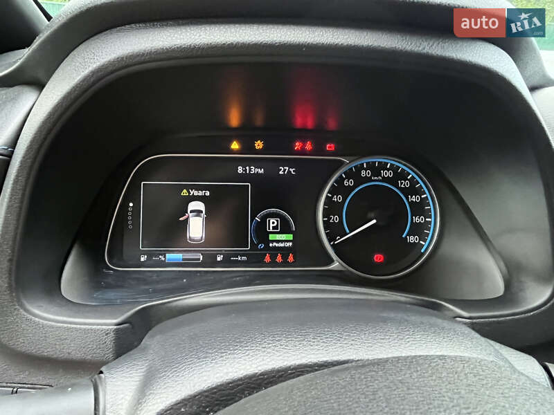 Хэтчбек Nissan Leaf 2022 в Черновцах