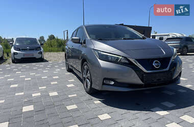 Хэтчбек Nissan Leaf 2018 в Тернополе