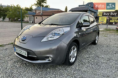 Хэтчбек Nissan Leaf 2015 в Каменец-Подольском