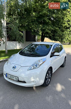 Хэтчбек Nissan Leaf 2015 в Кропивницком