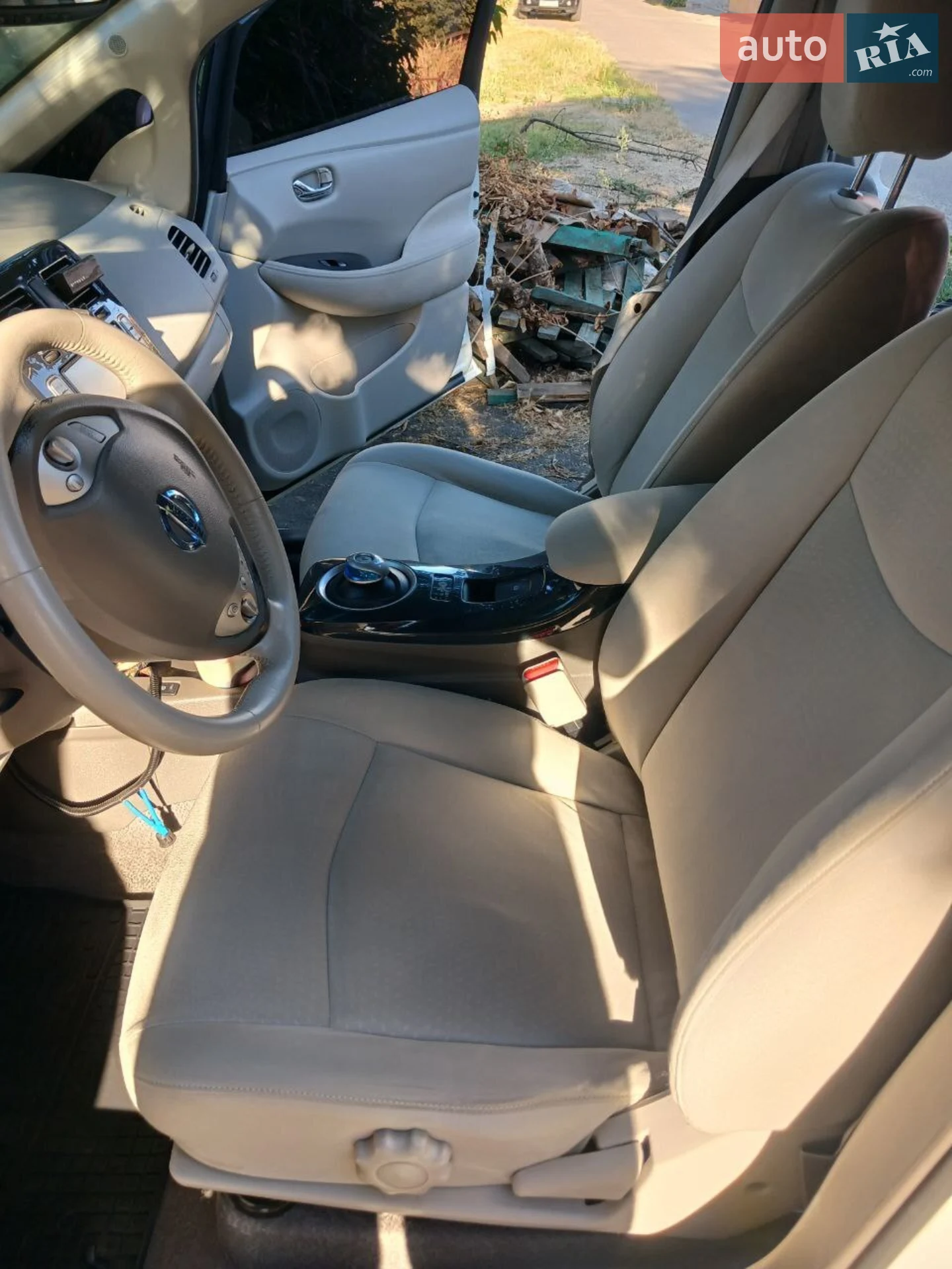 2012 Nissan Leaf - мініатюра 16