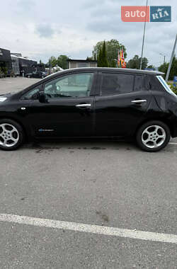 Хетчбек Nissan Leaf 2013 в Миколаєві