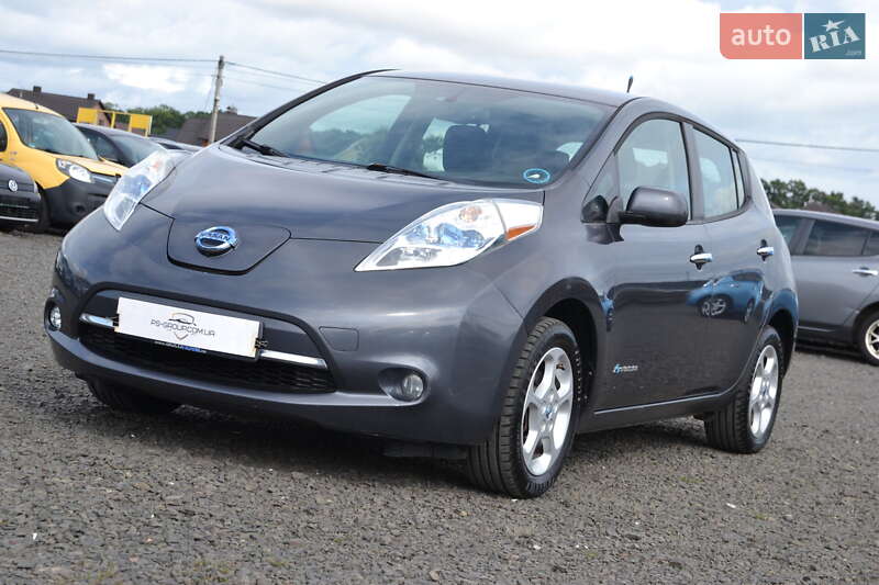 Хетчбек Nissan Leaf 2014 в Луцьку