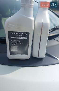 Хэтчбек Nissan Leaf 2012 в Березане