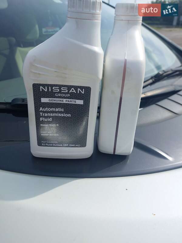 Хэтчбек Nissan Leaf 2012 в Березане