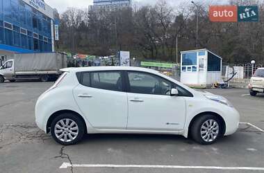 Хэтчбек Nissan Leaf 2015 в Одессе