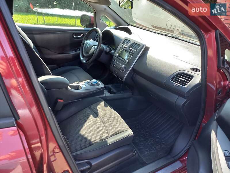 Хэтчбек Nissan Leaf 2014 в Виннице фото 7 Хэтчбек Nissan Leaf 2014 в Виннице