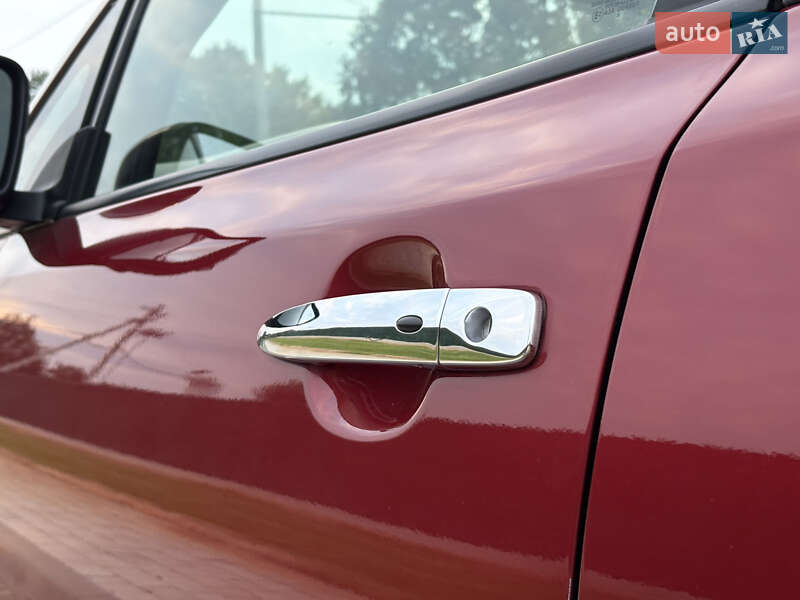 Хэтчбек Nissan Leaf 2019 в Луцке фото 10 Хэтчбек Nissan Leaf 2019 в Луцке