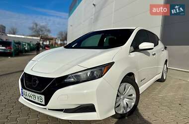 Хетчбек Nissan Leaf 2018 в Києві