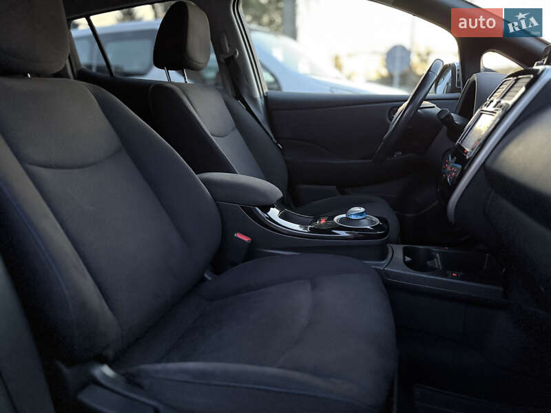 Хэтчбек Nissan Leaf 2015 в Житомире фото 13 Хэтчбек Nissan Leaf 2015 в Житомире
