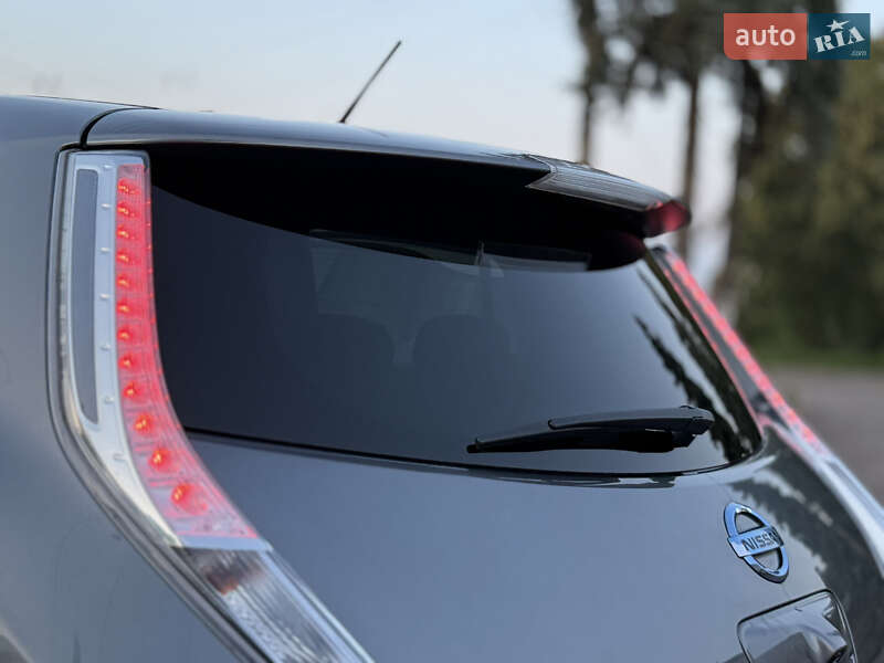 Хэтчбек Nissan Leaf 2015 в Житомире фото 54 Хэтчбек Nissan Leaf 2015 в Житомире