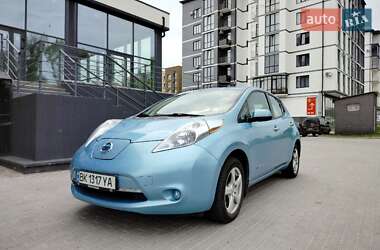 Хэтчбек Nissan Leaf 2014 в Ровно
