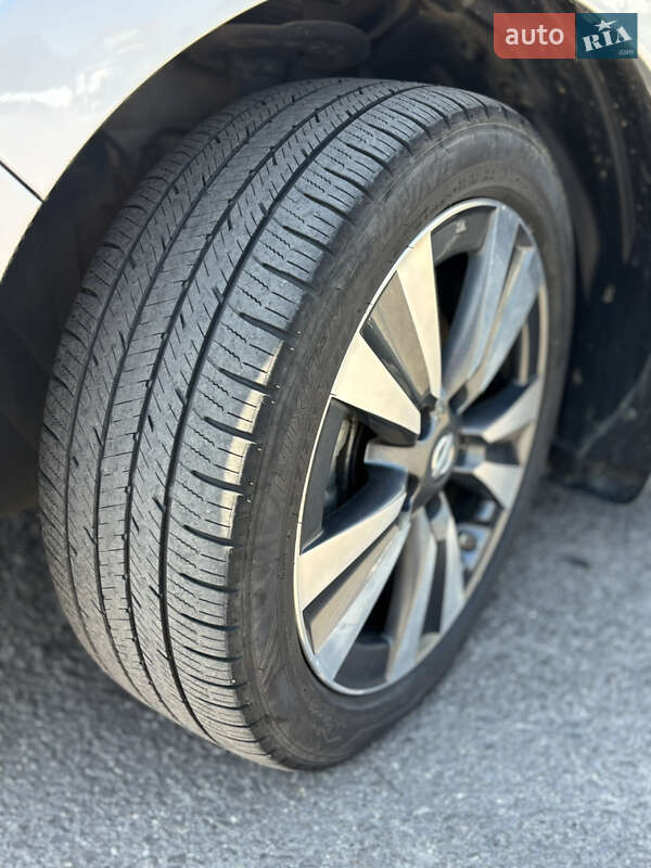 Хэтчбек Nissan Leaf 2016 в Ужгороде фото 5 Хэтчбек Nissan Leaf 2016 в Ужгороде