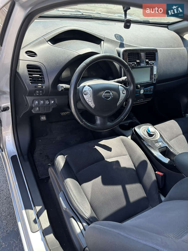 Хэтчбек Nissan Leaf 2016 в Ужгороде фото 13 Хэтчбек Nissan Leaf 2016 в Ужгороде