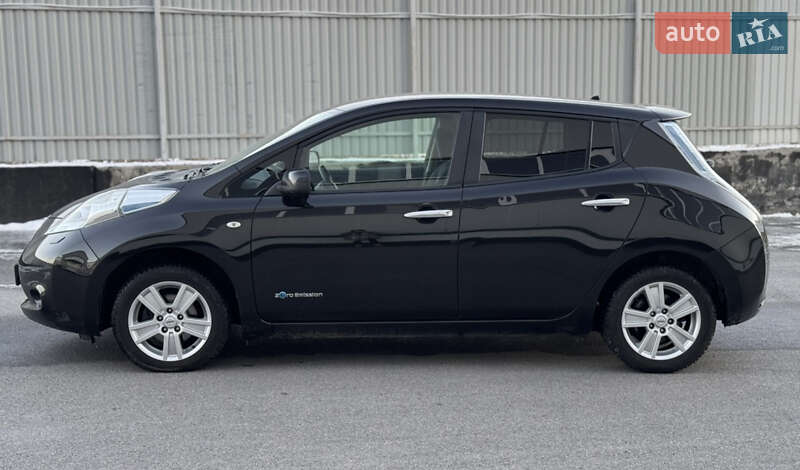 Хэтчбек Nissan Leaf 2013 в Виннице