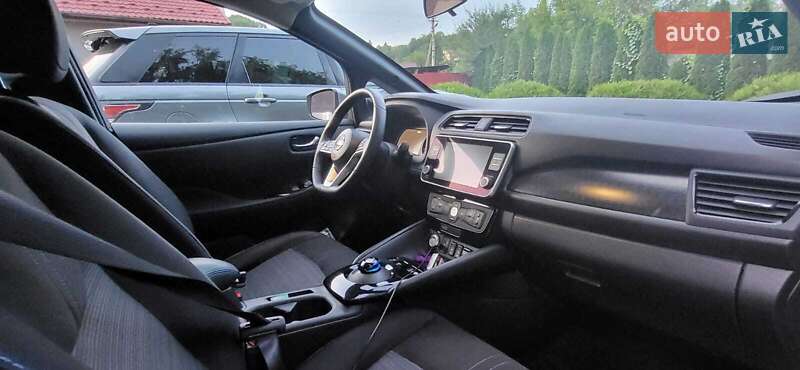 Хэтчбек Nissan Leaf 2021 в Львове фото 7 Хэтчбек Nissan Leaf 2021 в Львове