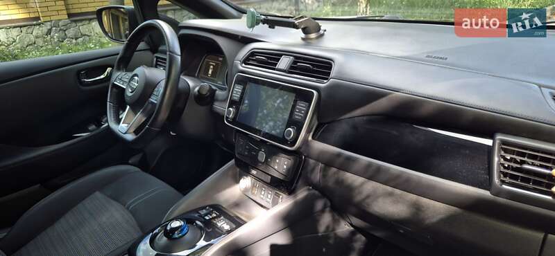 Хэтчбек Nissan Leaf 2021 в Харькове