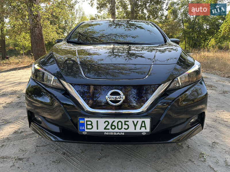 Хэтчбек Nissan Leaf 2018 в Кобеляках