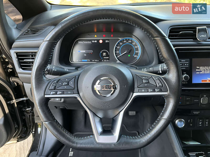 Хэтчбек Nissan Leaf 2018 в Кобеляках