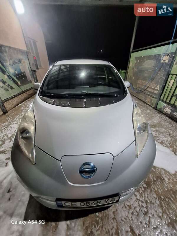 Хэтчбек Nissan Leaf 2014 в Вашковцах