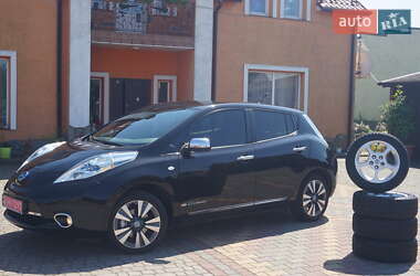 Хэтчбек Nissan Leaf 2013 в Самборе