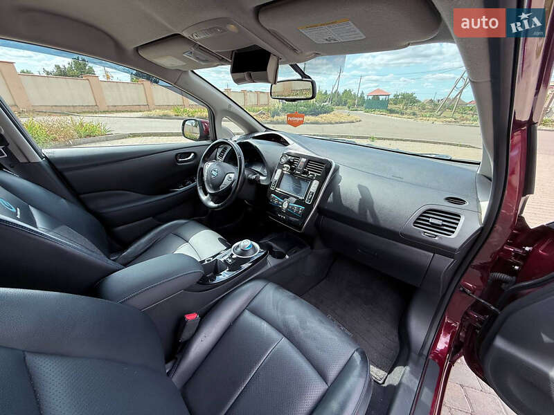 Хетчбек Nissan Leaf 2016 в Одесі фото 13 Хетчбек Nissan Leaf 2016 в Одесі