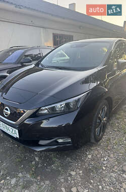 Хетчбек Nissan Leaf 2020 в Чернівцях