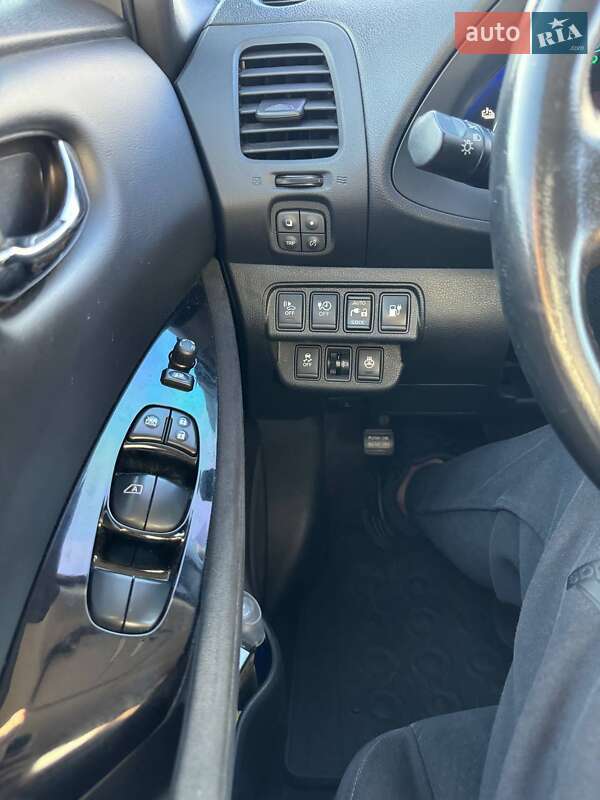 Хэтчбек Nissan Leaf 2014 в Виннице фото 19 Хэтчбек Nissan Leaf 2014 в Виннице