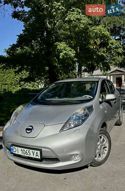 Хэтчбек Nissan Leaf 2012 в Коростышеве