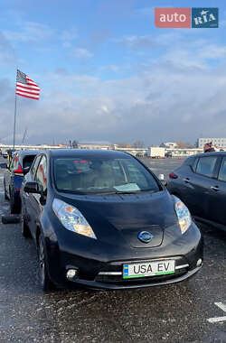 Хэтчбек Nissan Leaf 2013 в Киеве