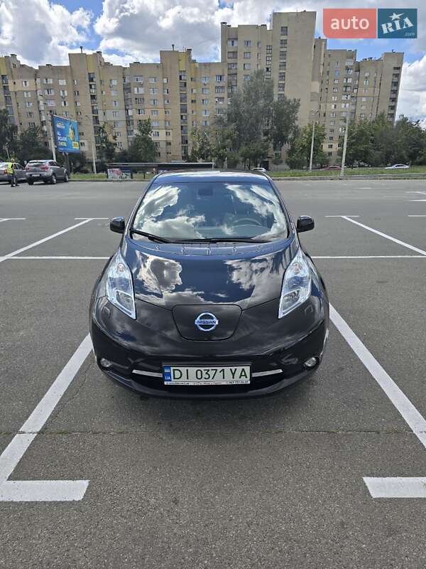 Nissan Leaf 2012