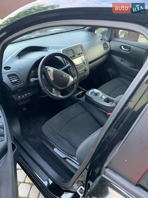Хэтчбек Nissan Leaf 2013 в Львове фото 12 Хэтчбек Nissan Leaf 2013 в Львове