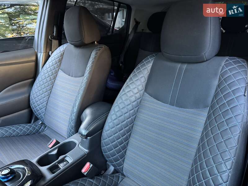 Хетчбек Nissan Leaf 2018 в Полтаві фото 16 Хетчбек Nissan Leaf 2018 в Полтаві