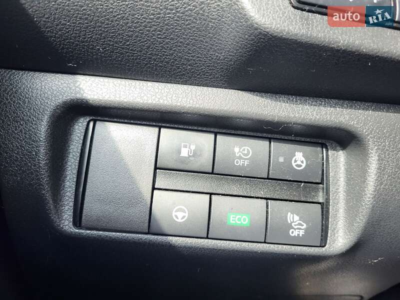 Хэтчбек Nissan Leaf 2019 в Каменском