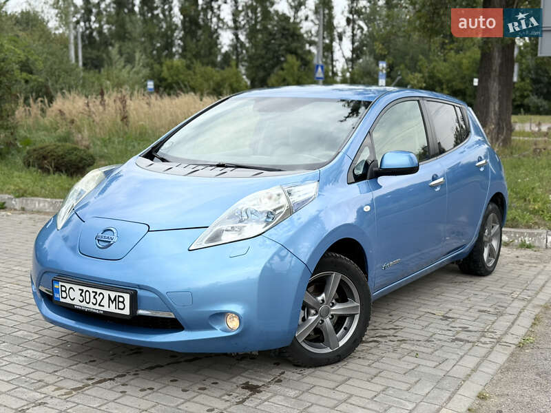 Хетчбек Nissan Leaf 2011 в Львові