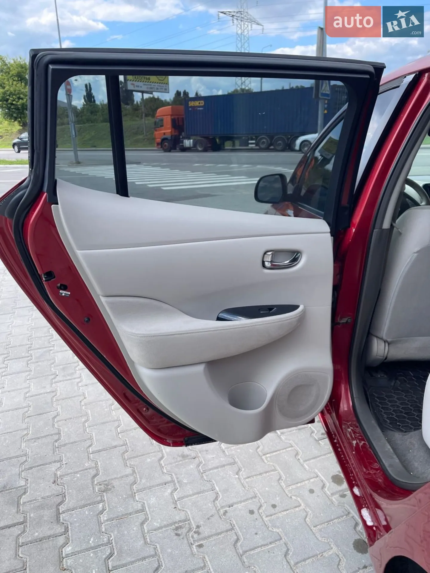 2012 Nissan Leaf - мініатюра 8
