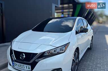 Хетчбек Nissan Leaf 2018 в Одесі