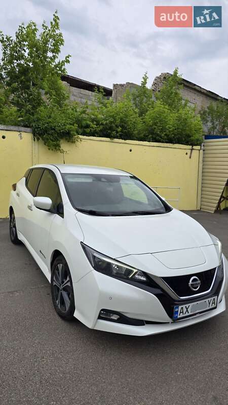 Хетчбек Nissan Leaf 2018 в Харкові фото 2 Хетчбек Nissan Leaf 2018 в Харкові