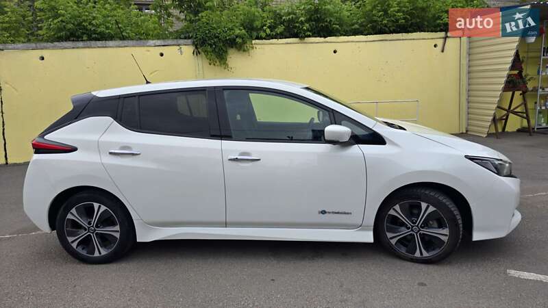 Хетчбек Nissan Leaf 2018 в Харкові фото 6 Хетчбек Nissan Leaf 2018 в Харкові