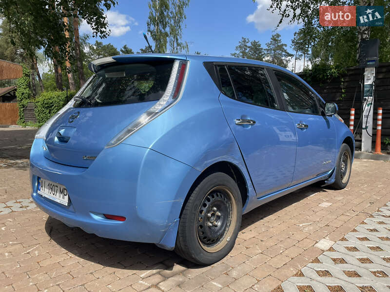Хэтчбек Nissan Leaf 2014 в Киеве