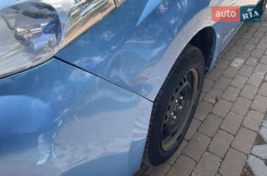 Хэтчбек Nissan Leaf 2014 в Киеве