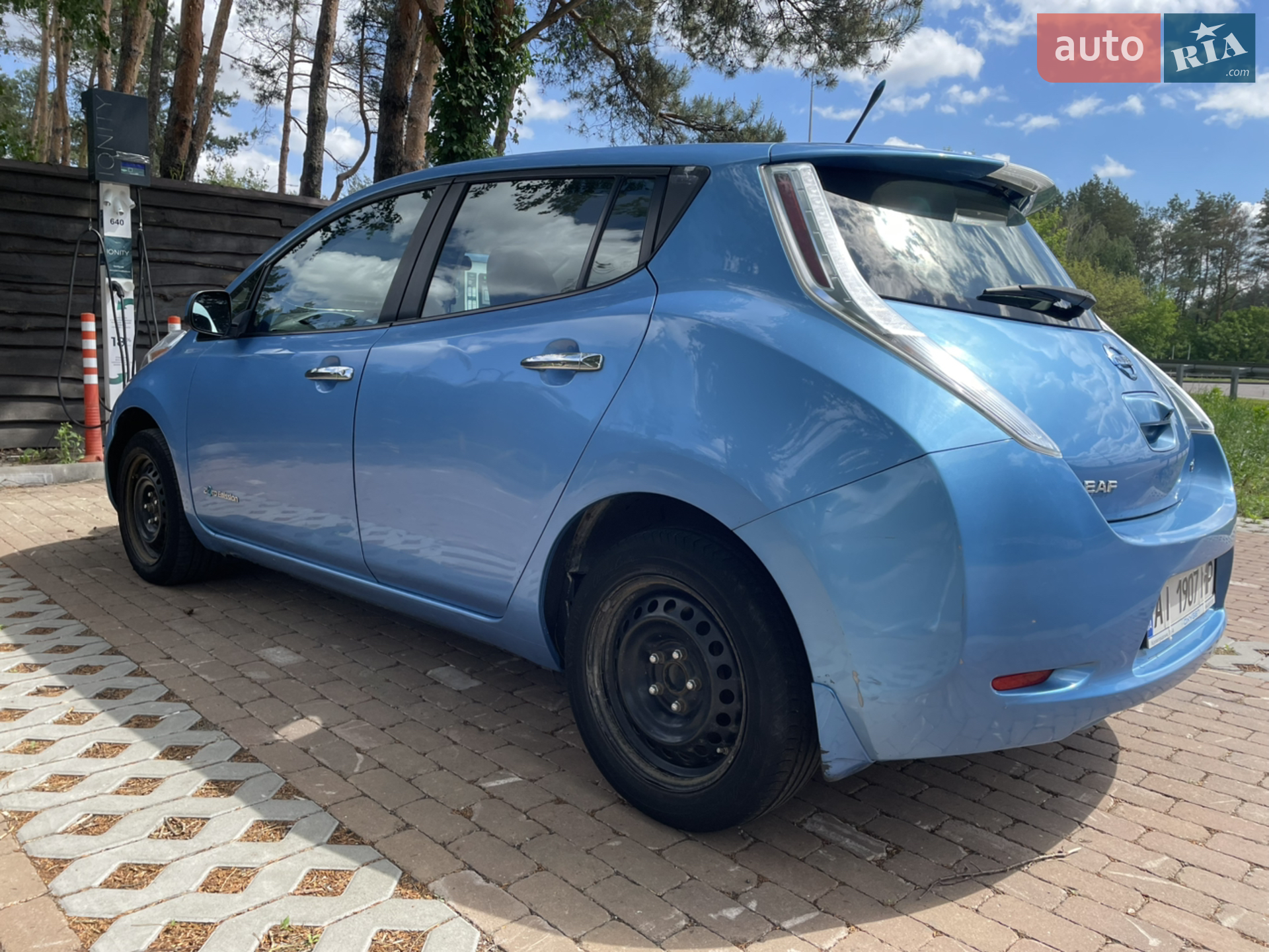 2014 Nissan Leaf - мініатюра 25