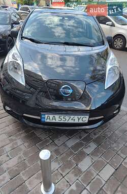 Хэтчбек Nissan Leaf 2016 в Киеве
