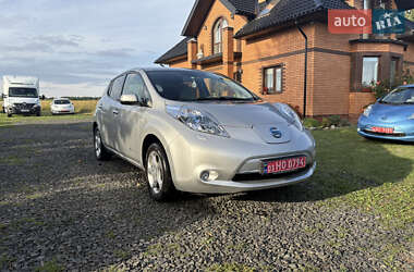 Хэтчбек Nissan Leaf 2012 в Луцке