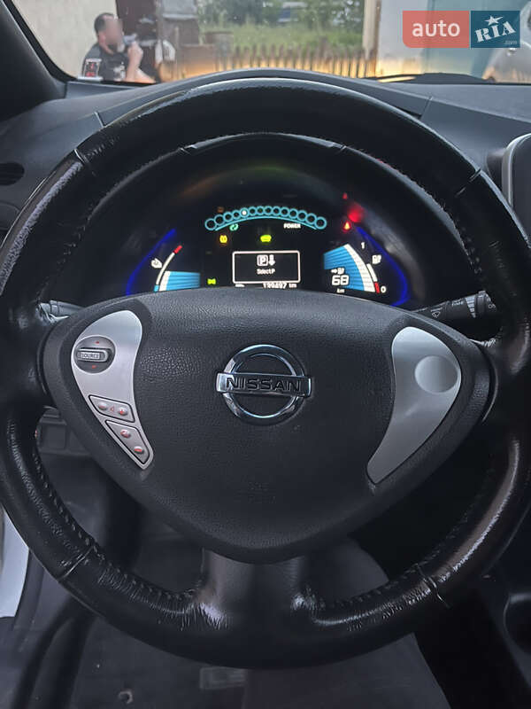 Nissan Leaf 2013
