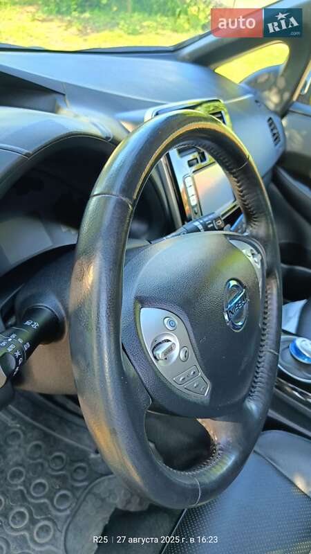 Хетчбек Nissan Leaf 2013 в Кременчуці фото 23 Хетчбек Nissan Leaf 2013 в Кременчуці